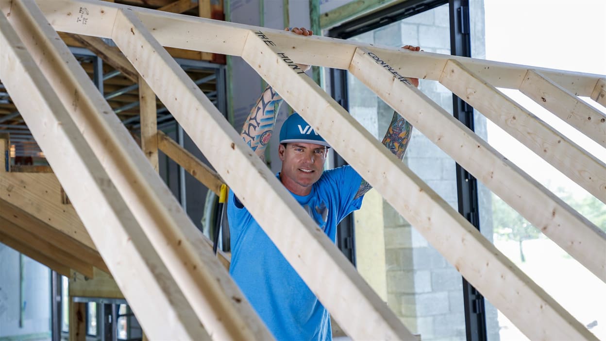 Watch Diy Network Live Rob And His Right Hand Man Wes Are On A Treasure Hunt For